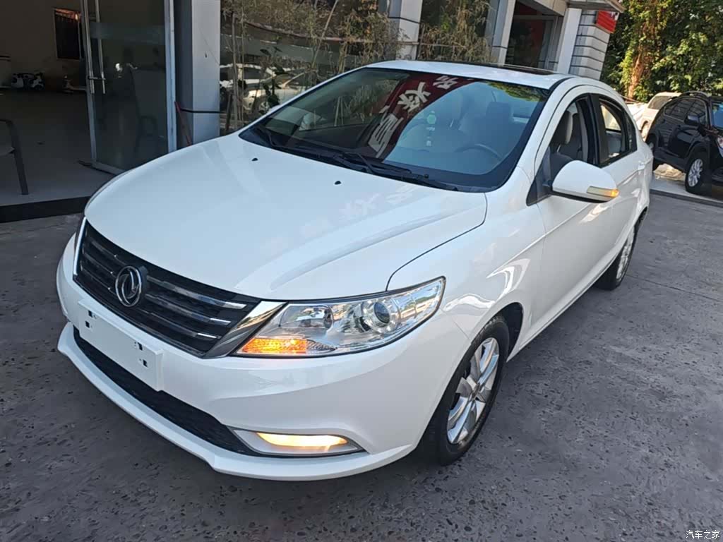 DongFeng A30, 2015 2