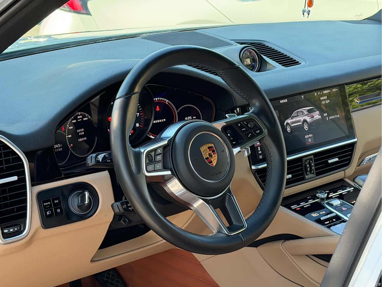 Porsche Cayenne, 2018 8