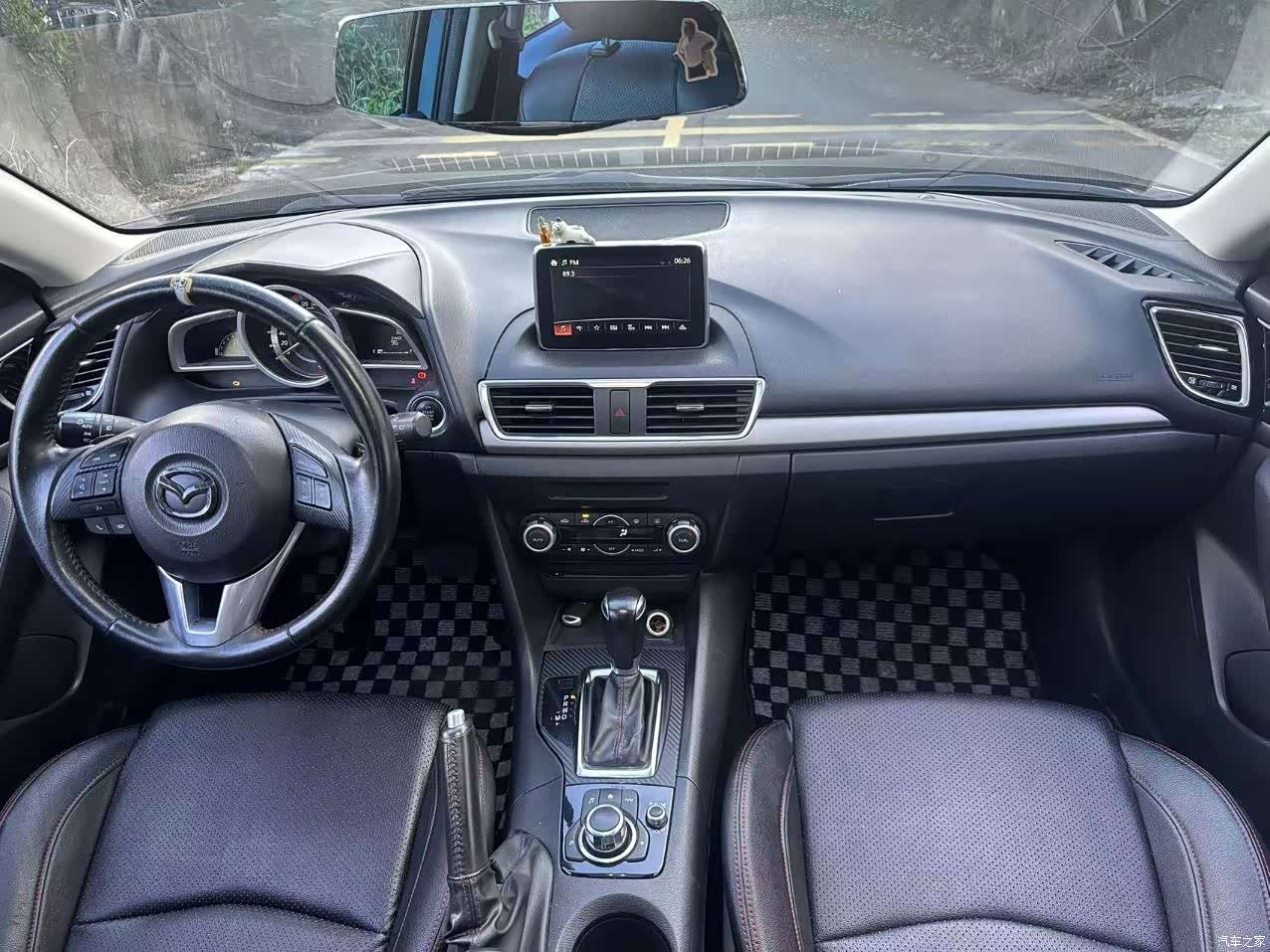 Mazda Mazda3, 2014 3