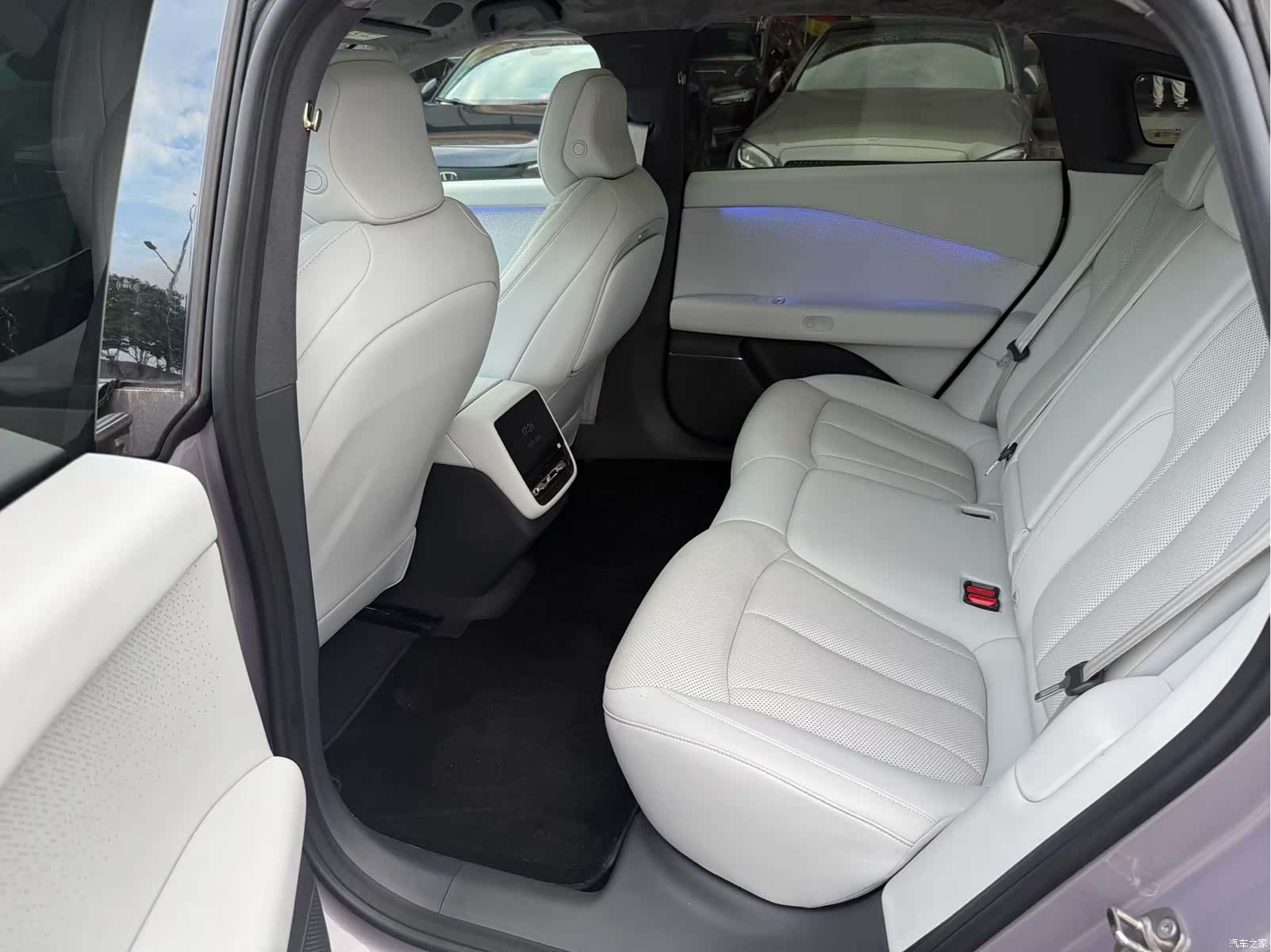 Xpeng P7, 2025 6