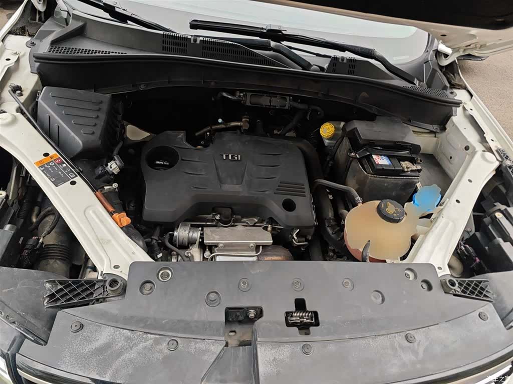 Roewe RX5, 2017 20