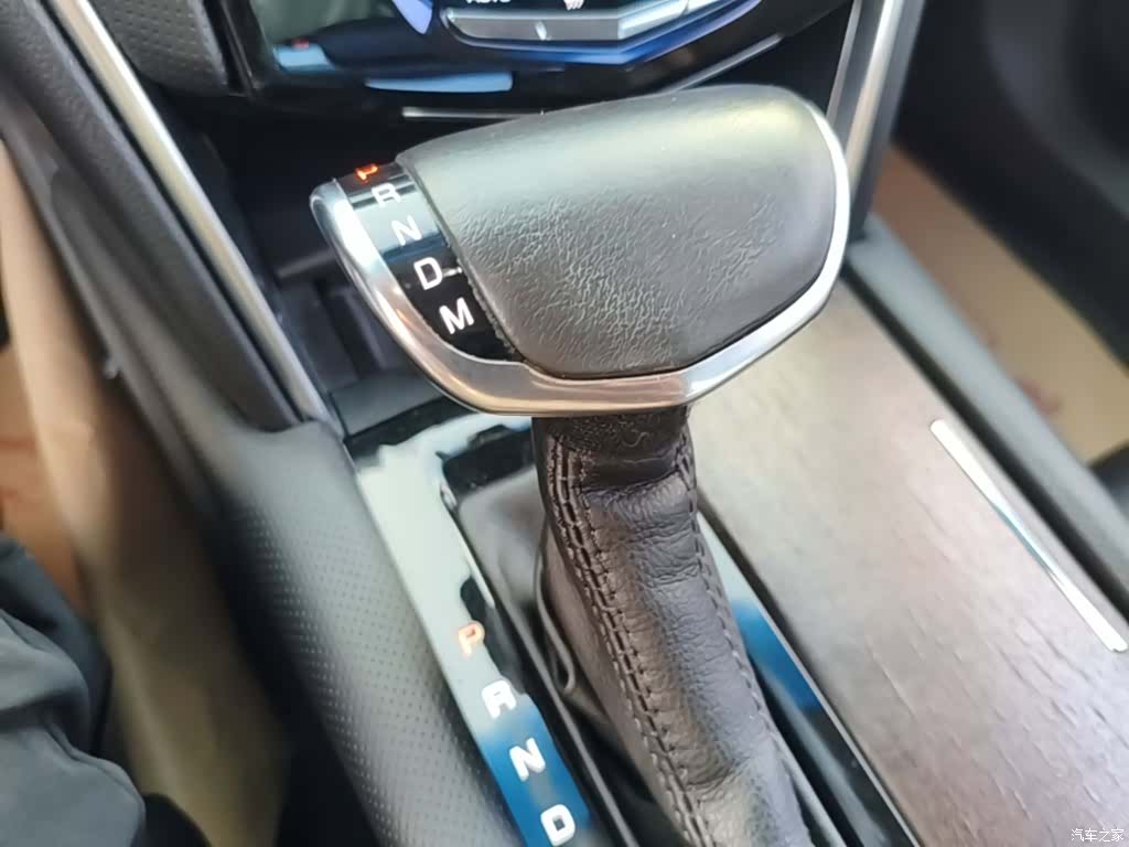 Cadillac XTS, 2018 14