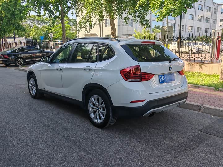BMW X1, 2014 года фото 5