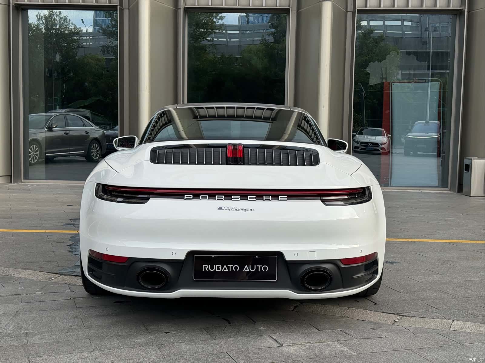 Porsche 911, 2023 6