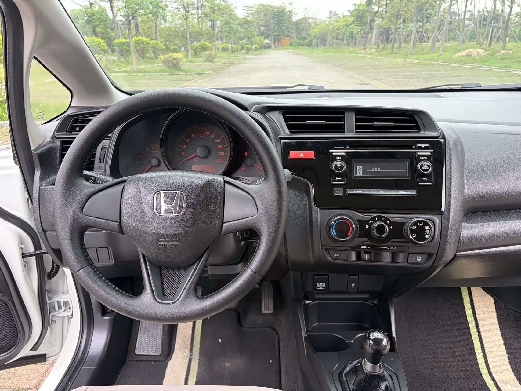 Honda Fit, 2016 14