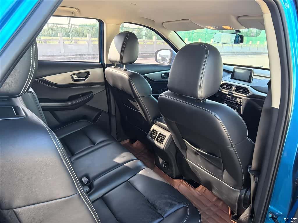 DongFeng S560, 2019 15