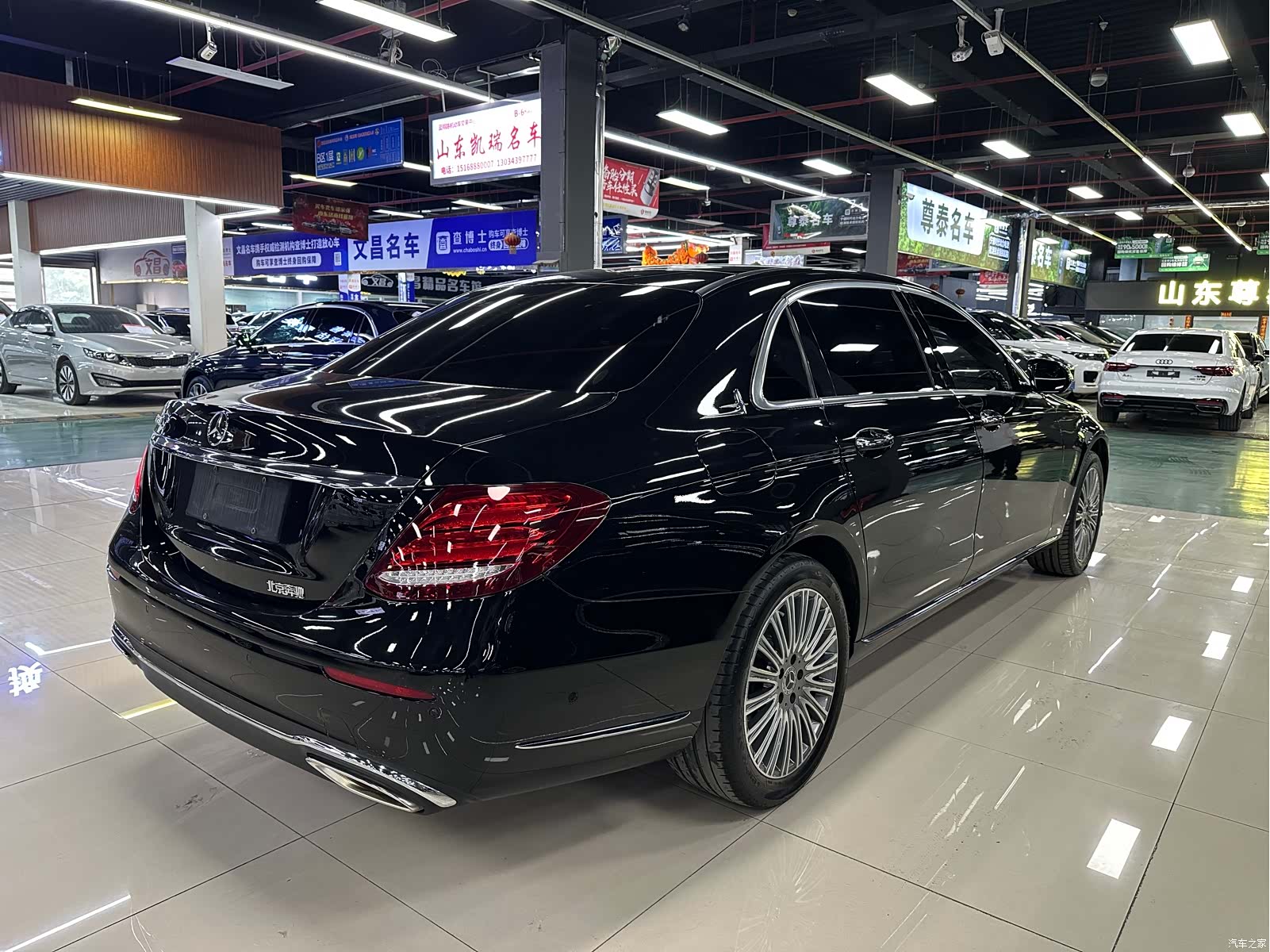 Mercedes-Benz E-Class, 2020 4