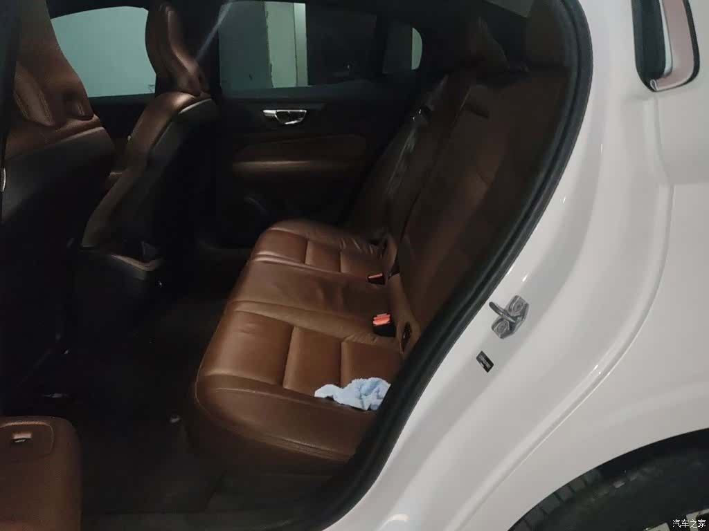 Volvo S60, 2020 18