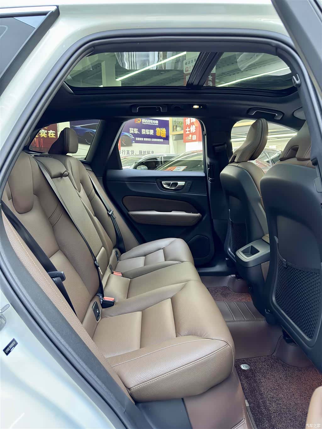 Volvo XC60, 2024 8