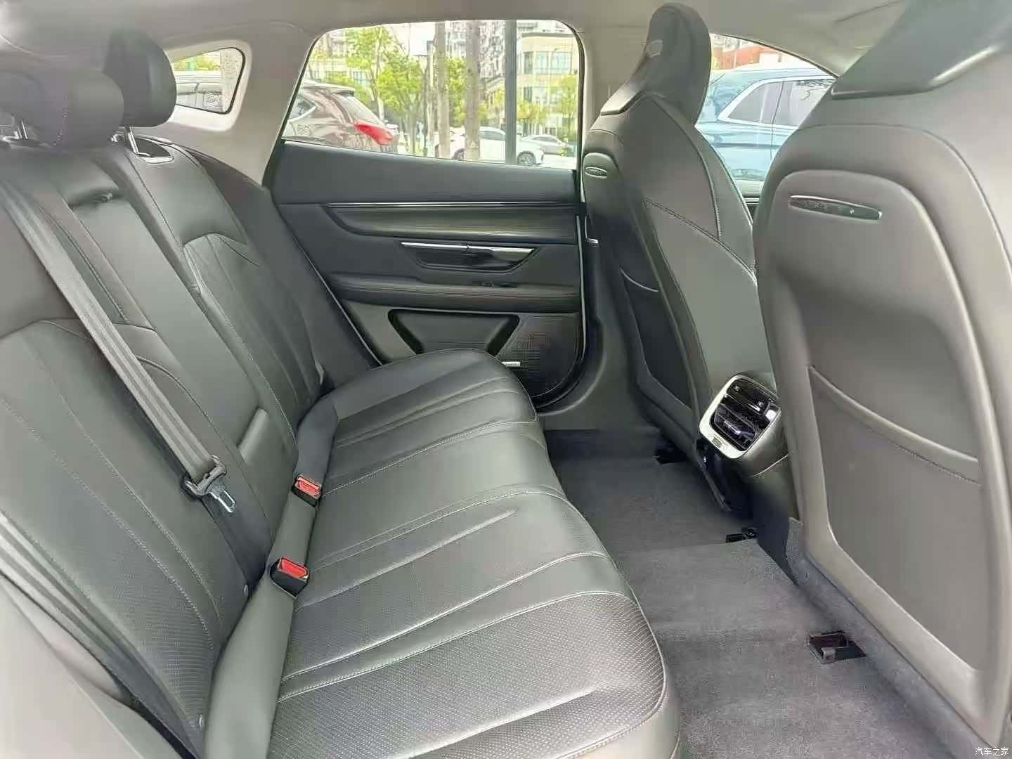 Xpeng P7, 2021 6