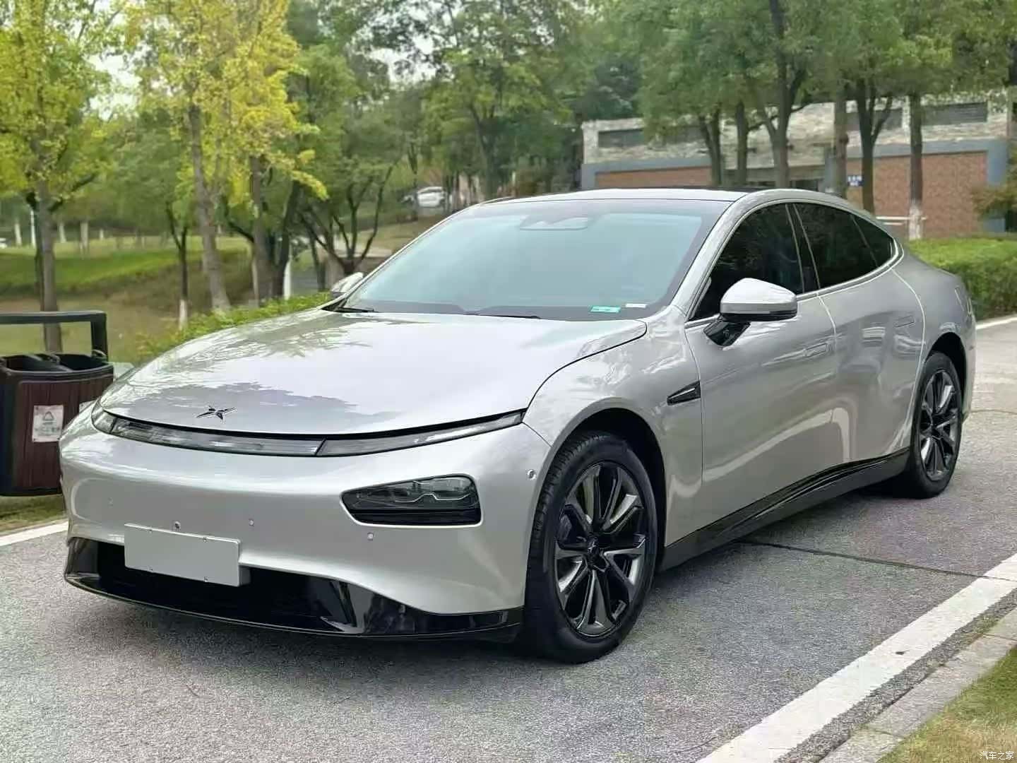Xpeng P7, 2021 1