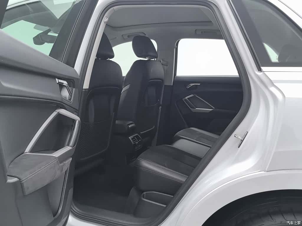 Audi Q3, 2020 15