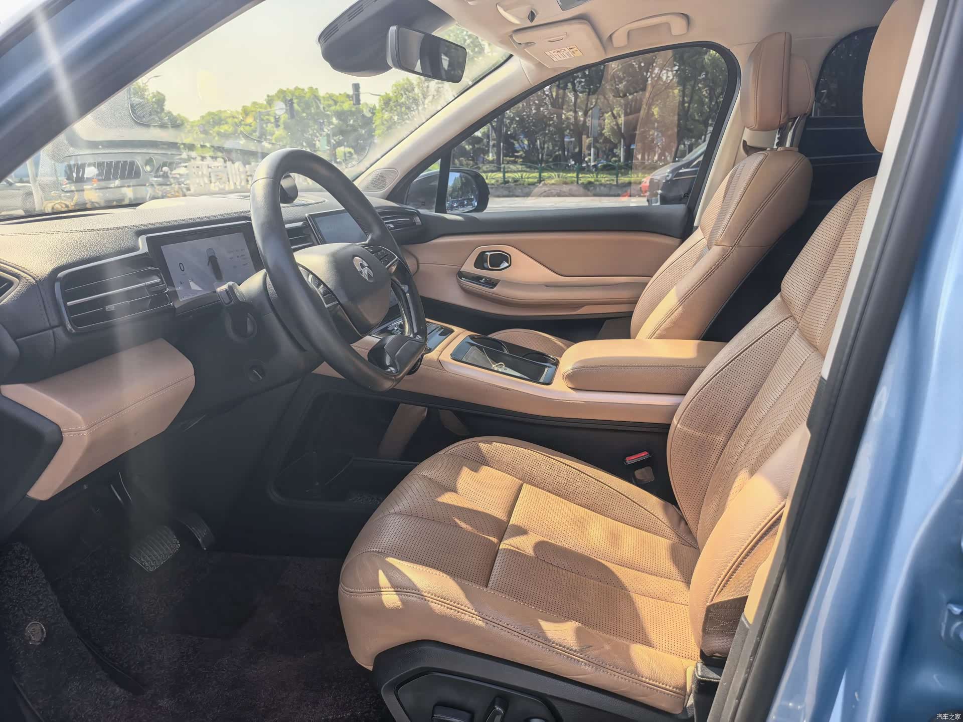 NIO ES8, 2019 12