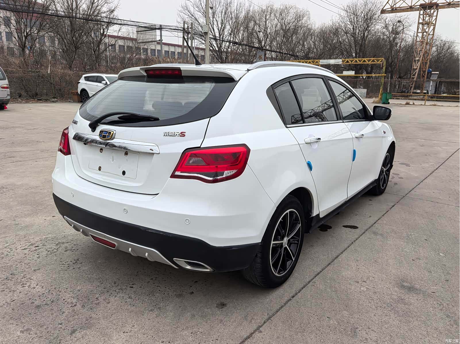 Geely Emgrand, 2017 7