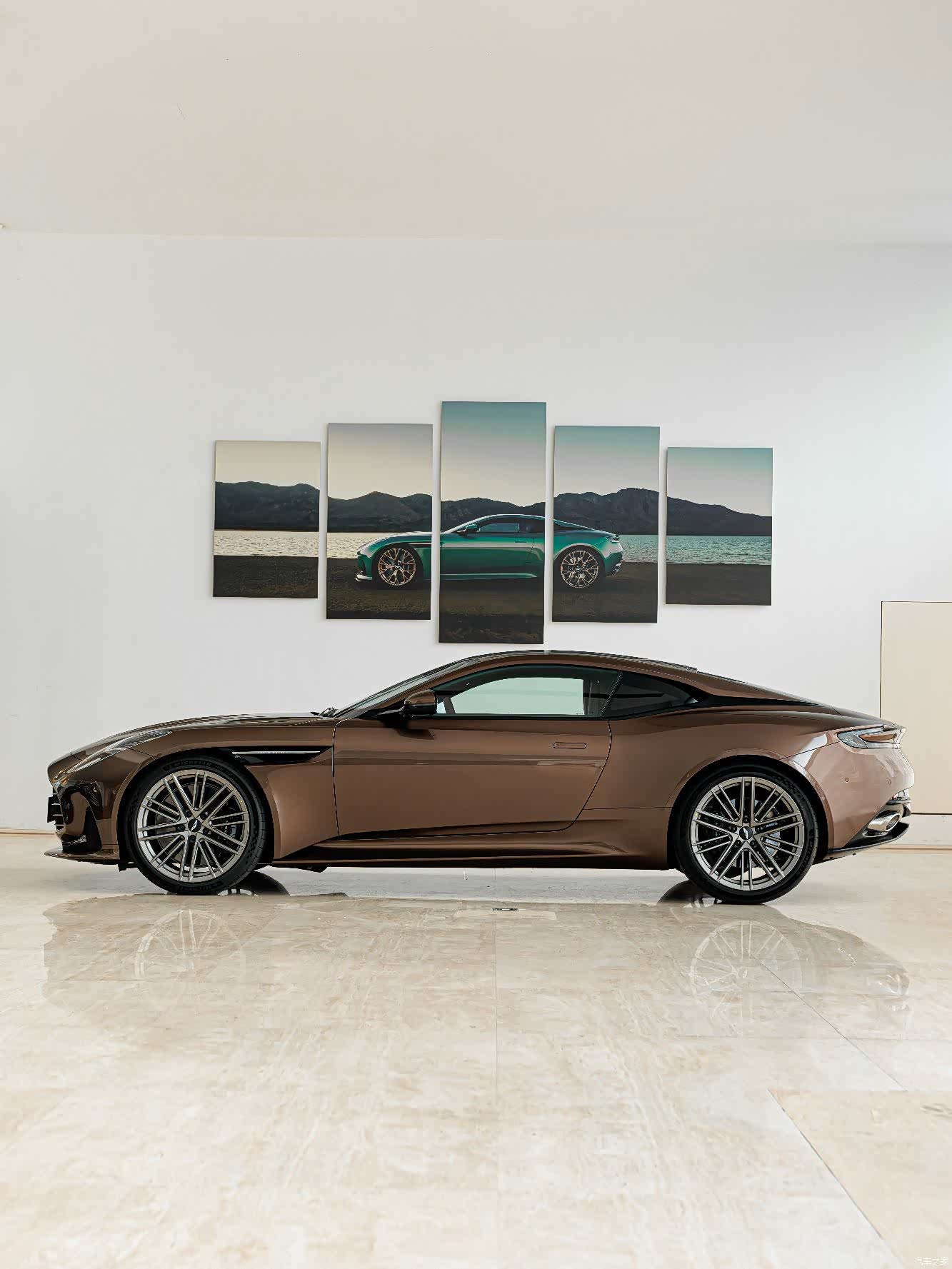 Aston Martin DB12, 2025 2