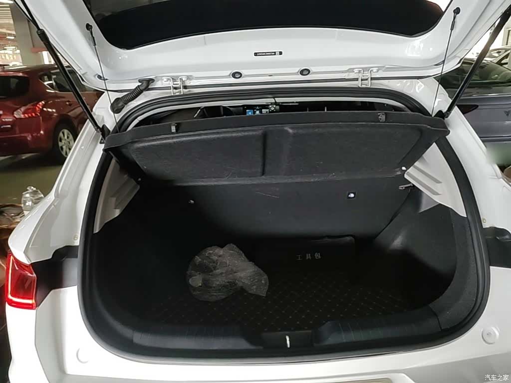 BYD E2, 2021 19
