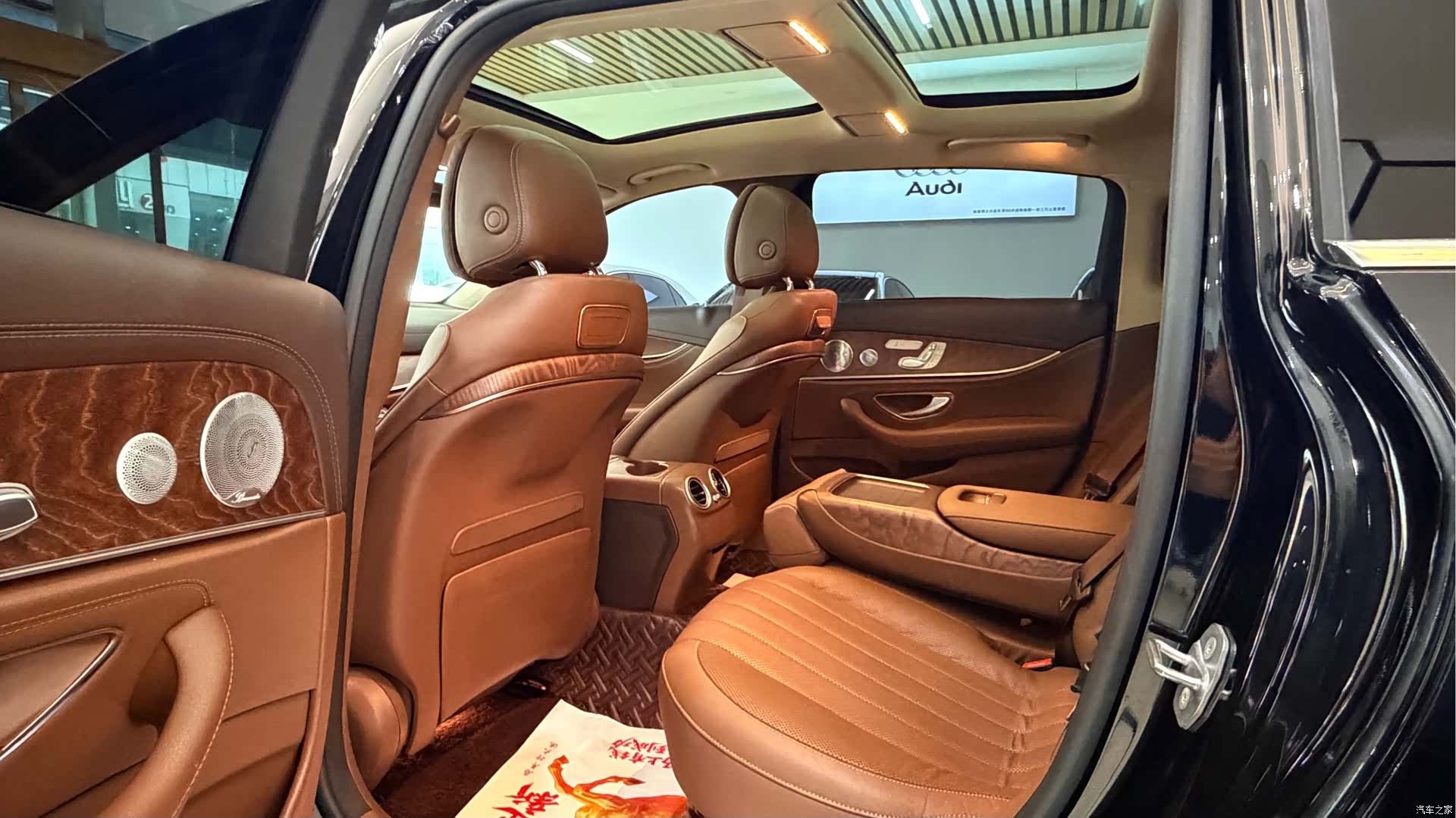 Mercedes-Benz E-Class, 2020 6