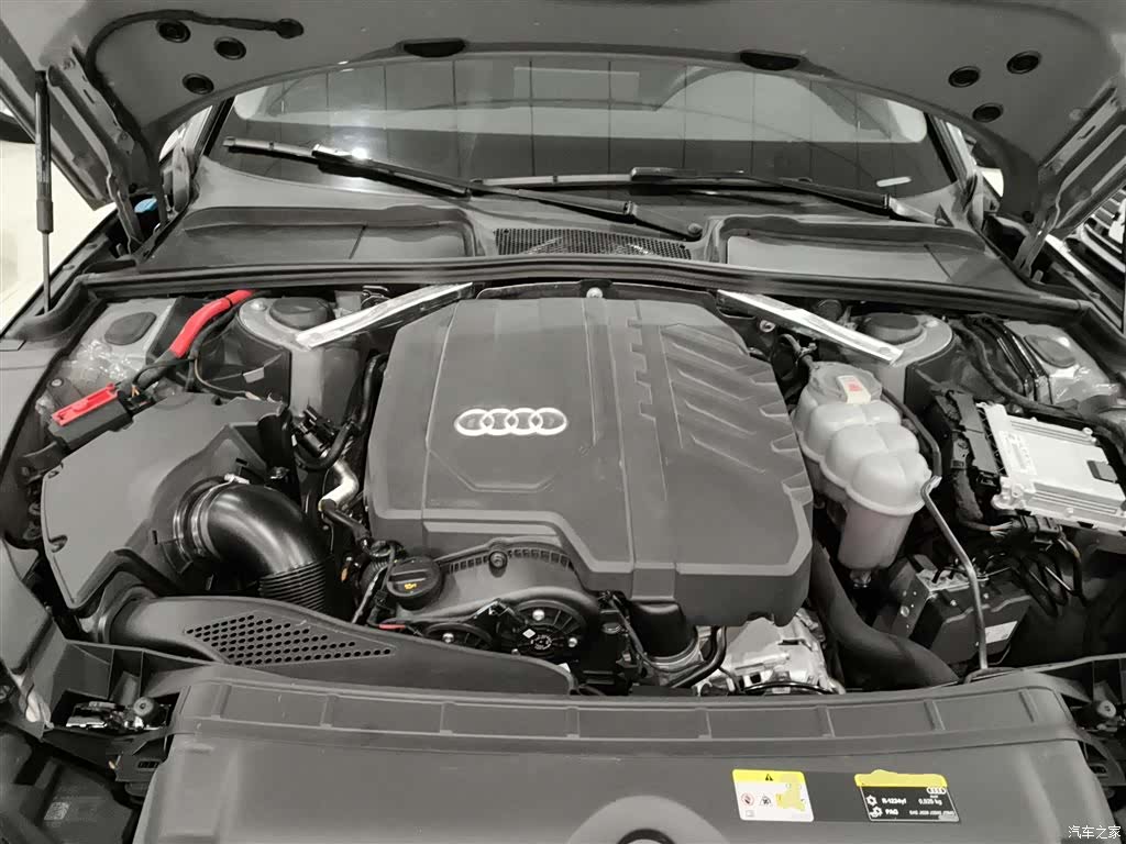 Audi A4, 2022 16