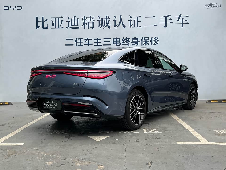 BYD Seal 07 DM-i BYD Seal 07 DM-i