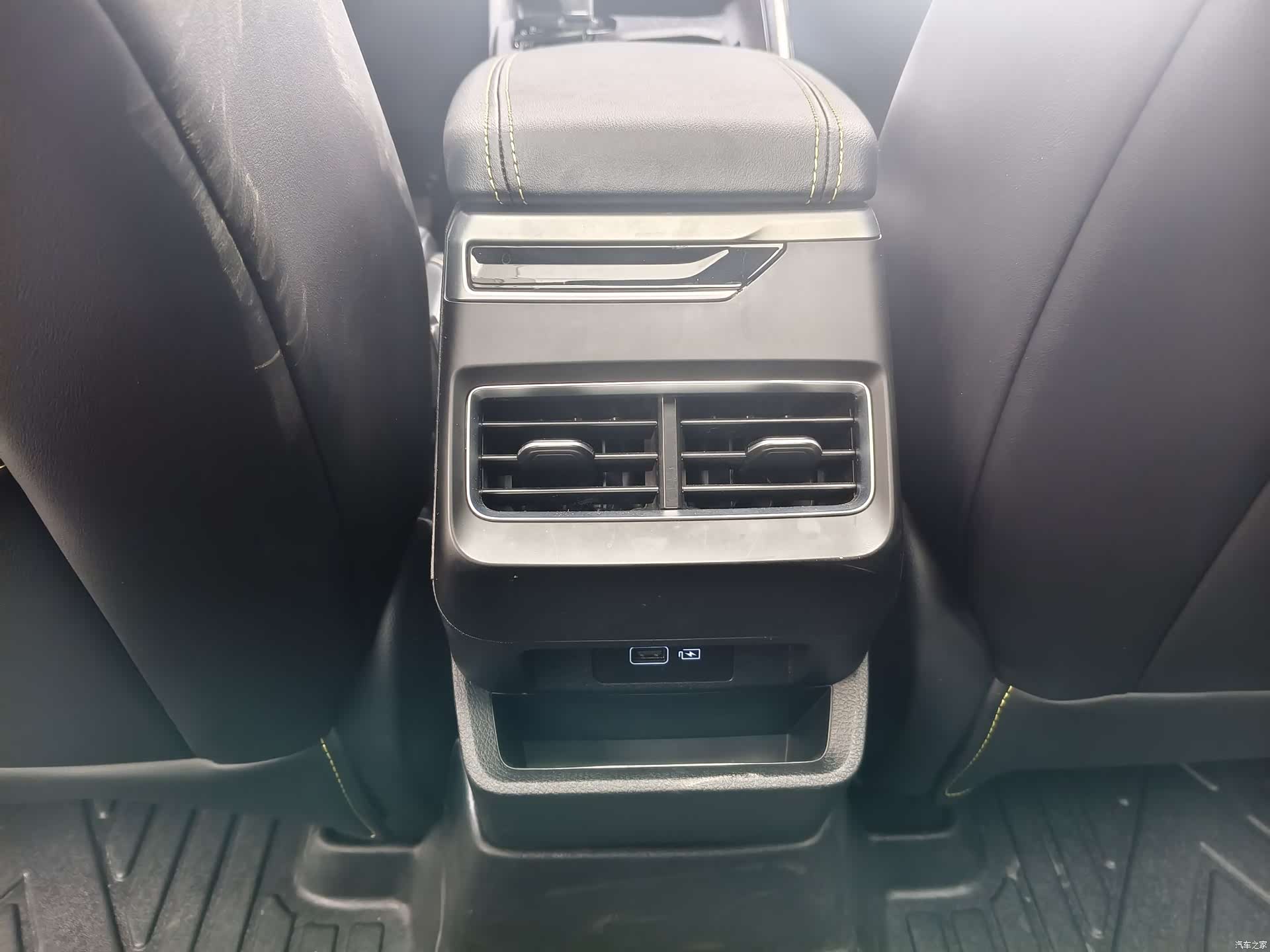 Geely Preface, 2023 16
