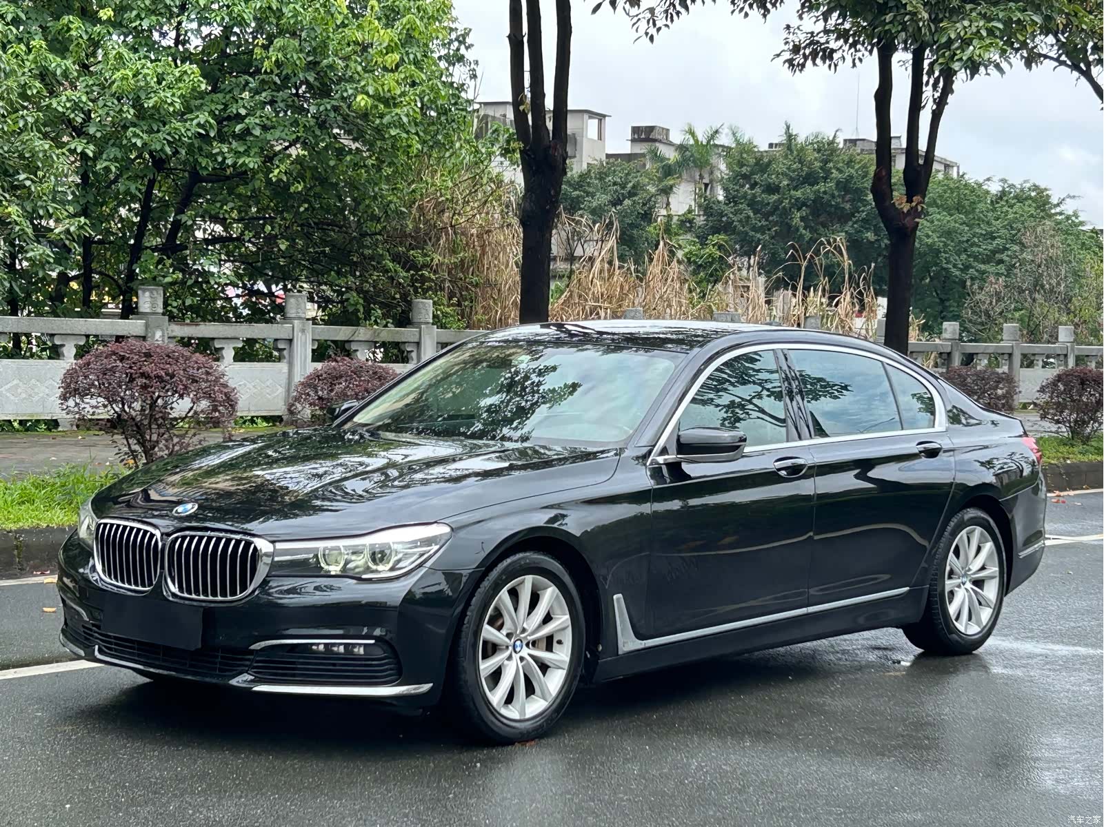 BMW 7 Series, 2017 1