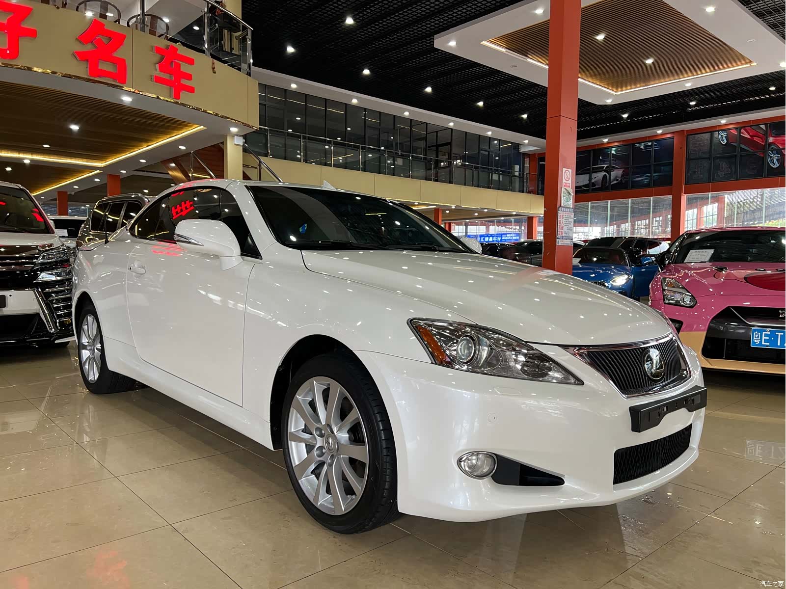 Lexus IS, 2010 3