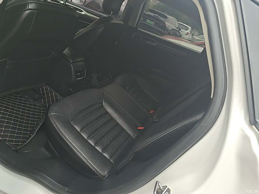 Ford Mondeo, 2017 17