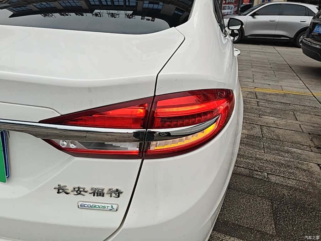 Ford Mondeo, 2017 8