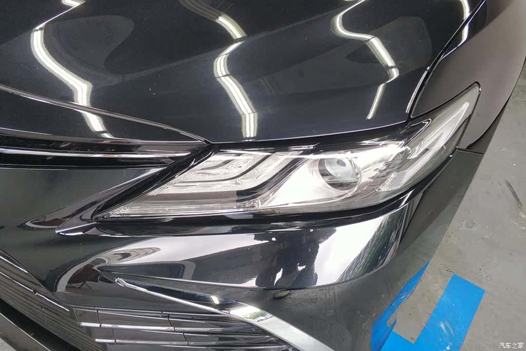 Toyota Camry, 2023 все фото