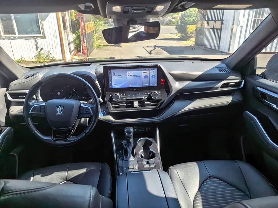 Toyota Crown Kluger 2022, фото 13