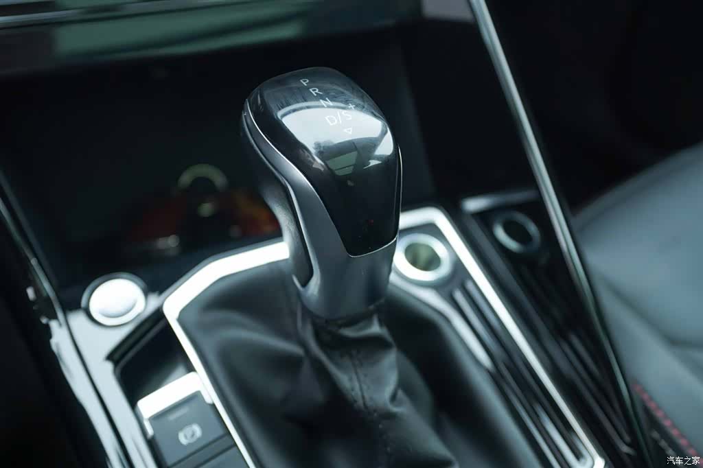 Volkswagen Tayron, 2021 9
