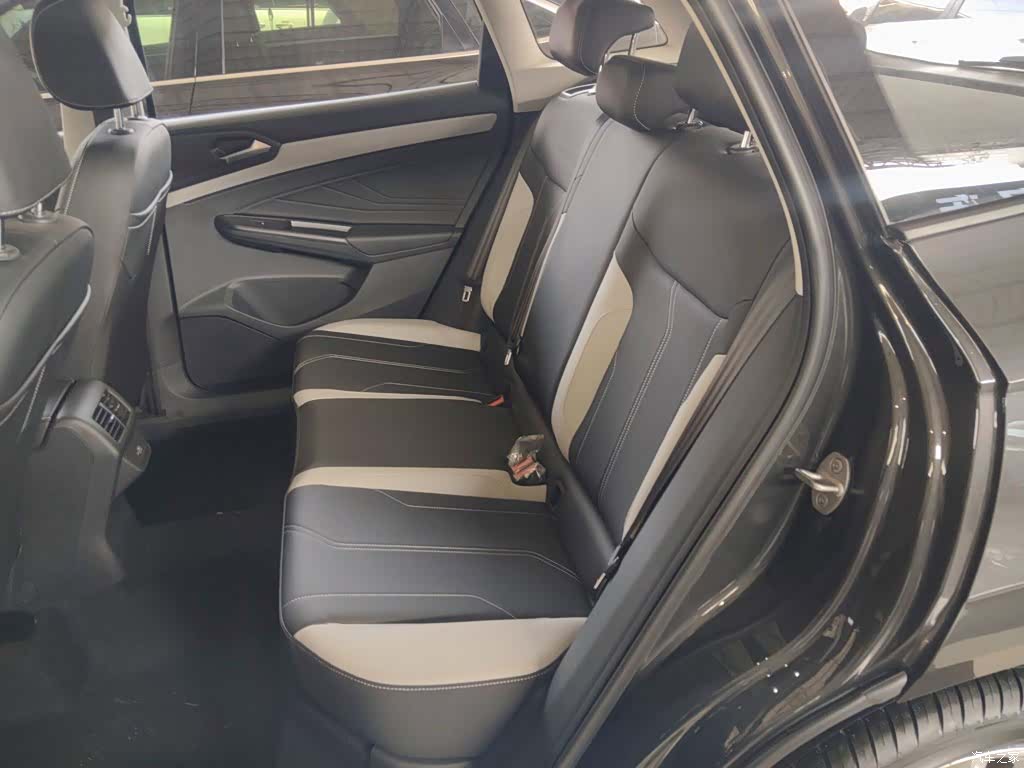 Volkswagen VS7, 2026 13