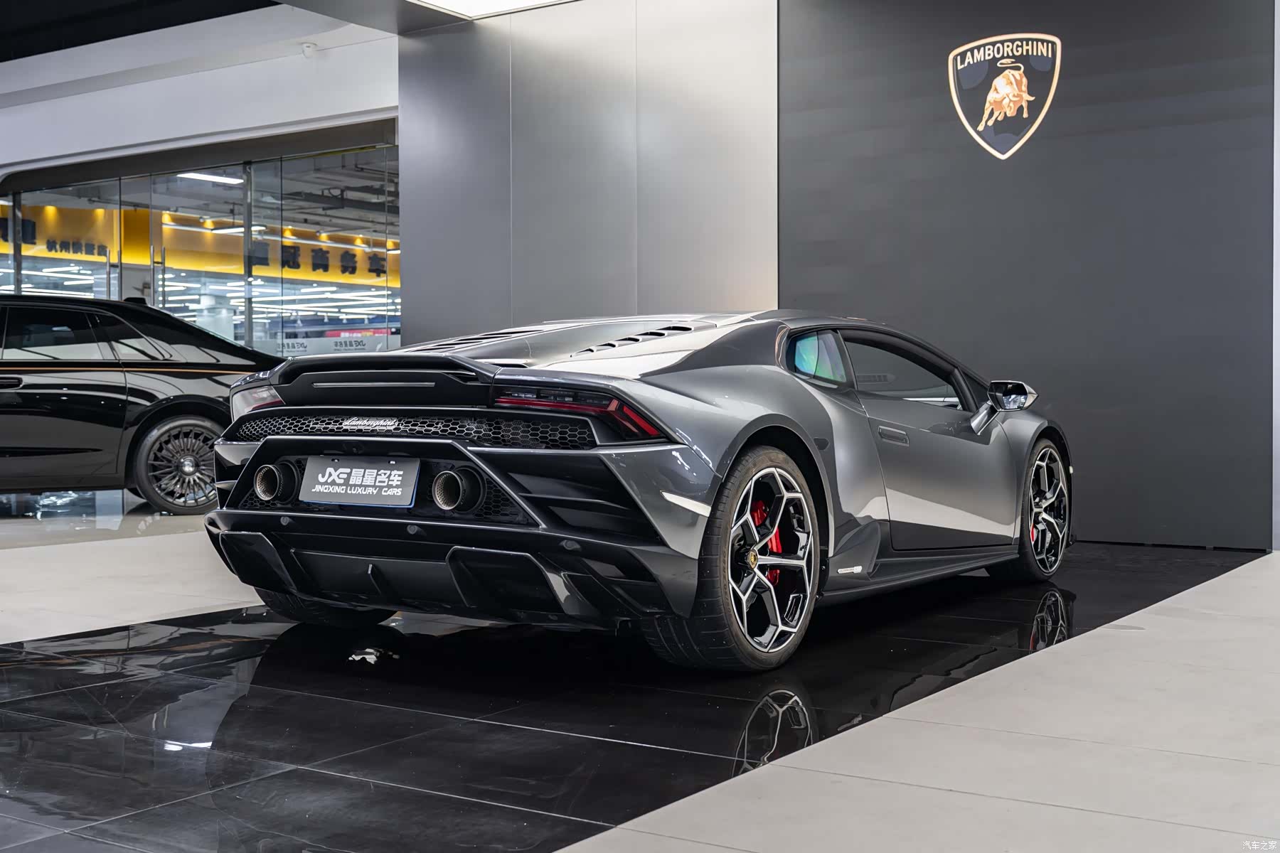 Lamborghini Huracán, 2021 11
