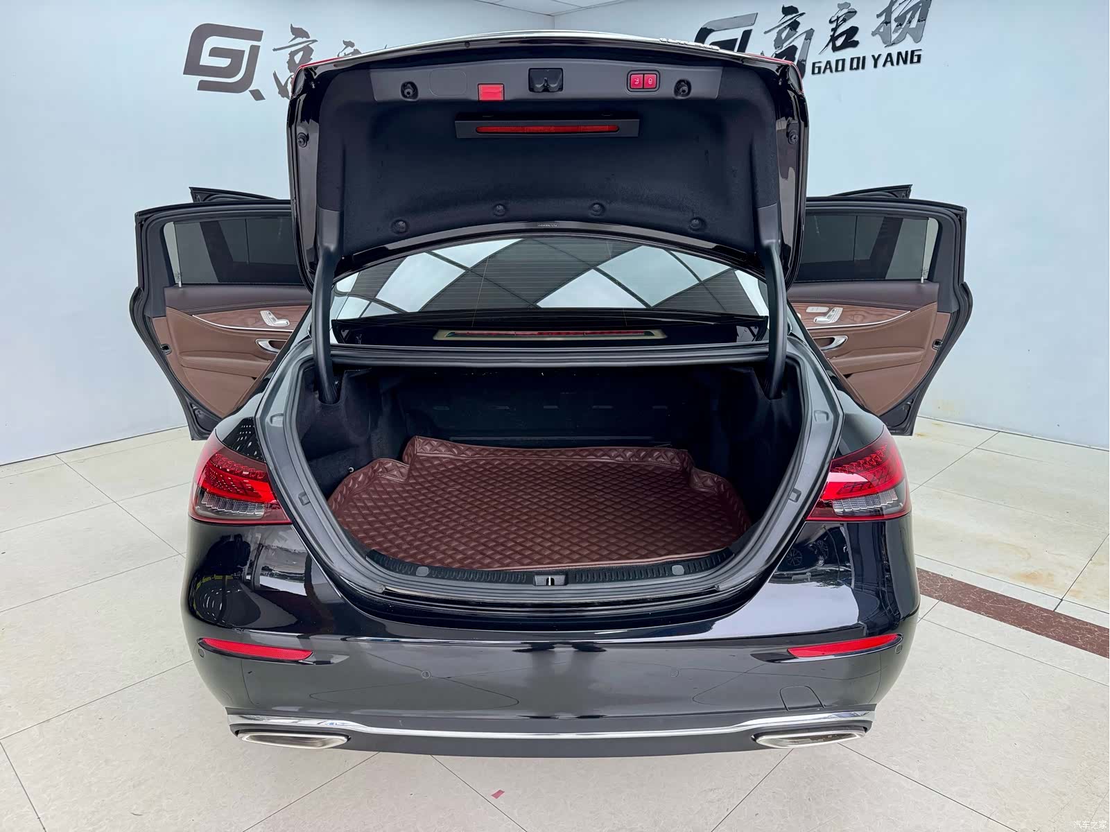 Mercedes-Benz E-Class, 2022 20