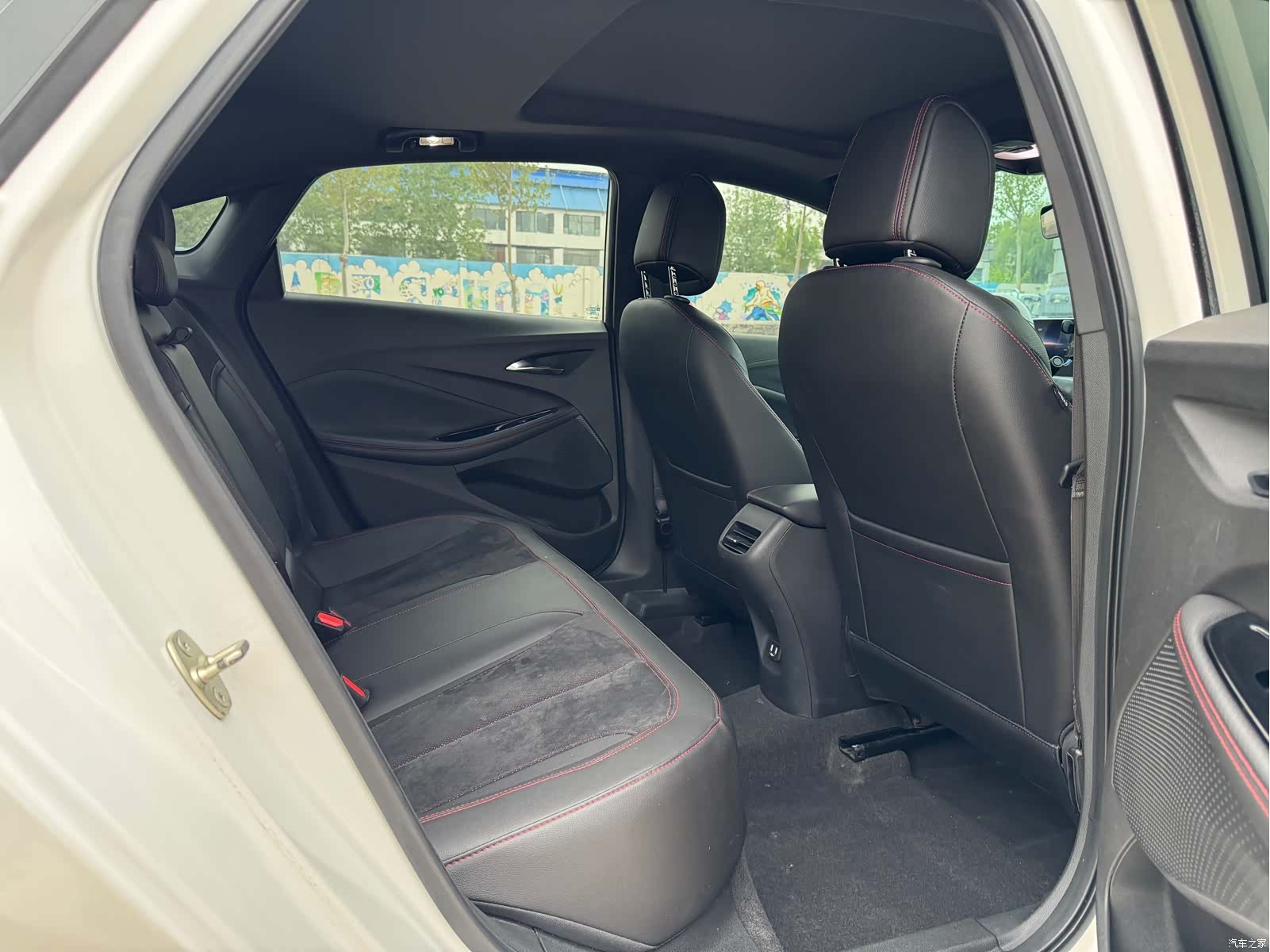 Buick Verano, 2022 14