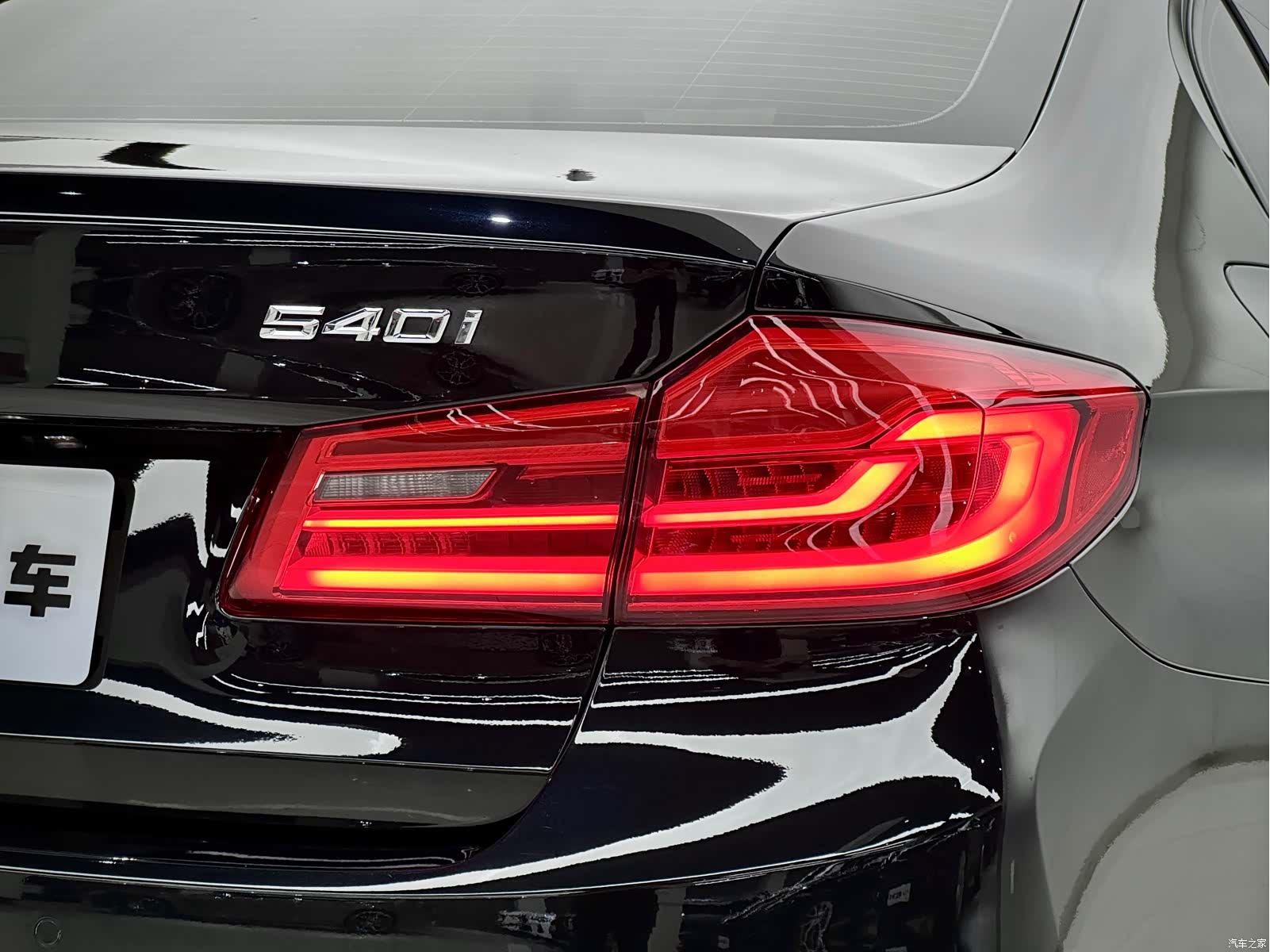 BMW 5 Series, 2018 9