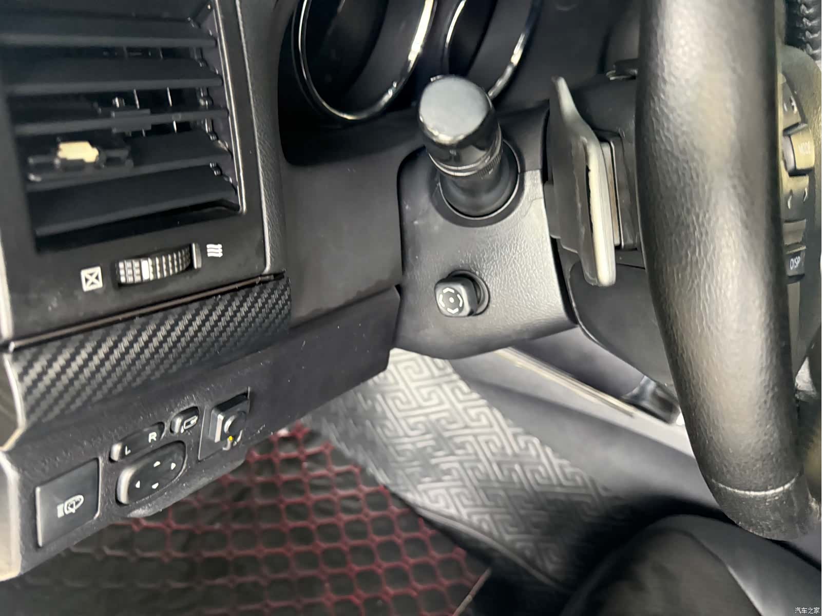 Toyota 2.5V, 2012 11