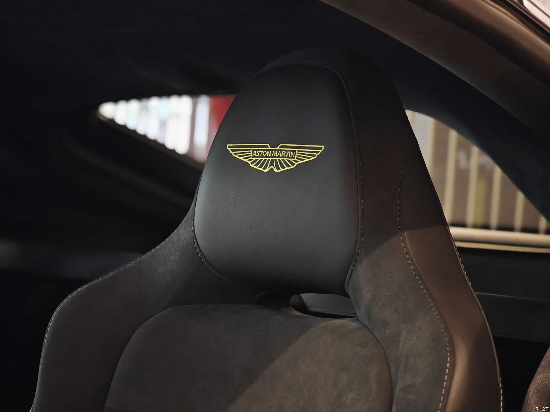 Aston Martin Vantage, 2024 16