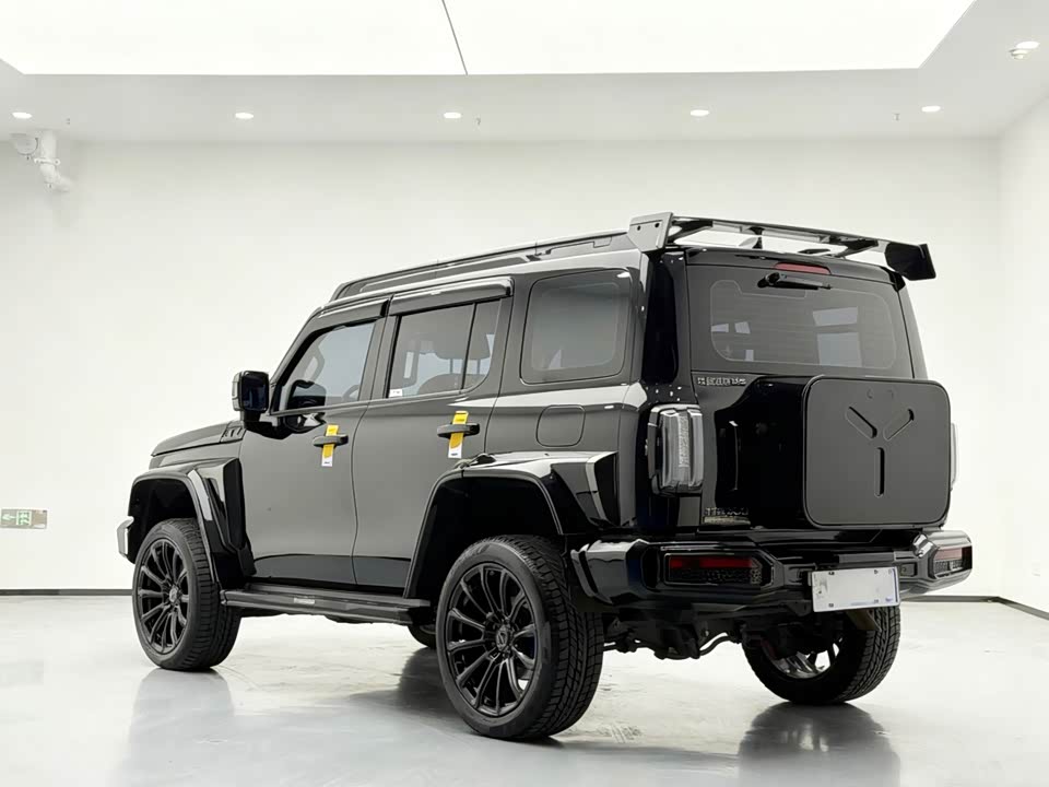 CrossBoundary Co-creation tank 300