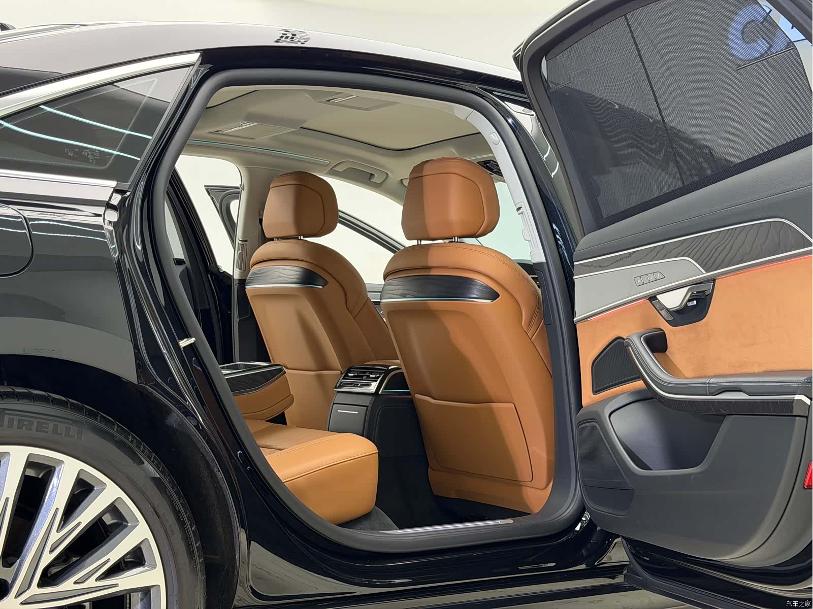 Audi A8L, 2024 17