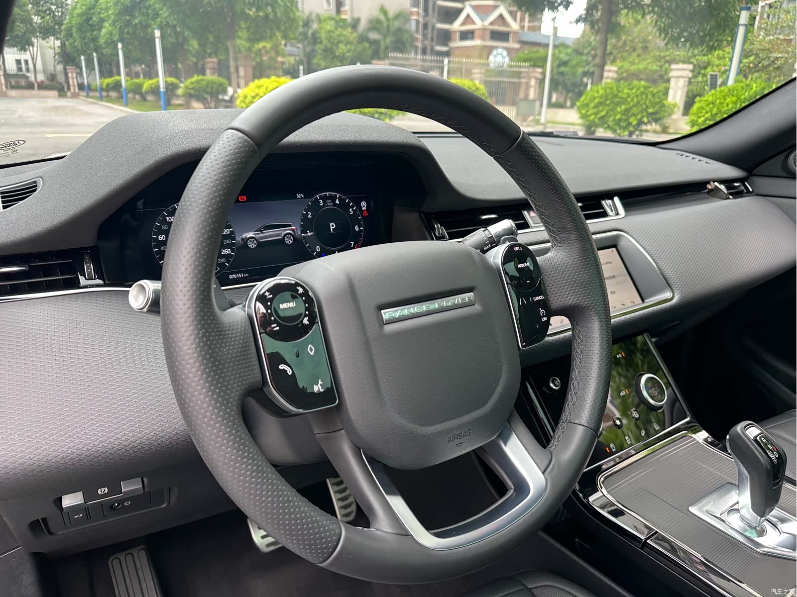 Land Rover Range Rover, 2020 19
