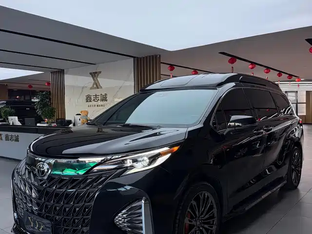 Toyota Granvia 2025 — купить из Китая под заказ