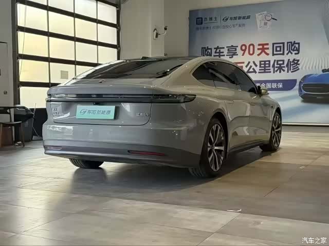 NIO ET7, 2023 4