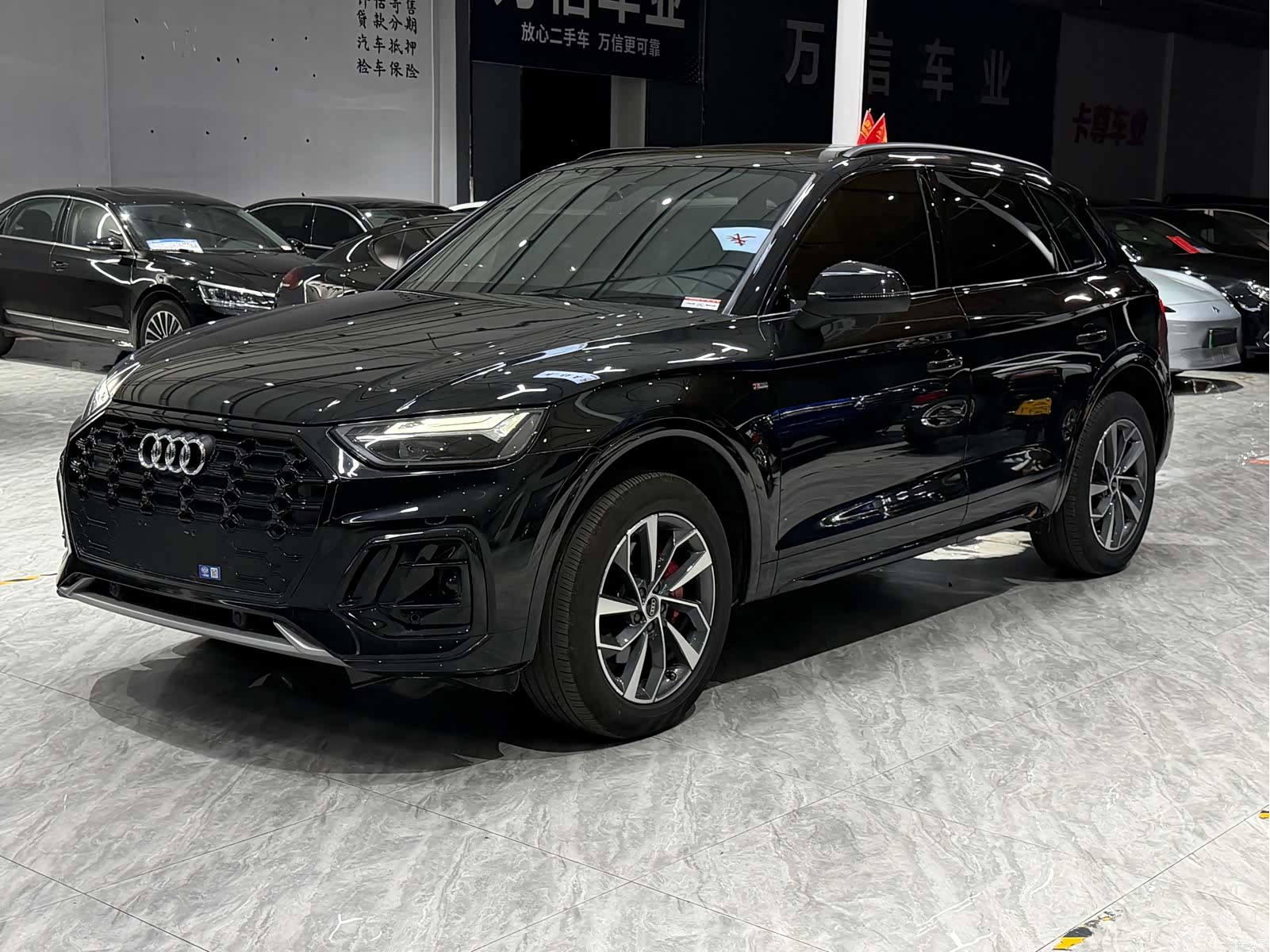 Audi Q5L, 2025 2