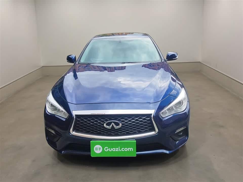 Infiniti Q50L