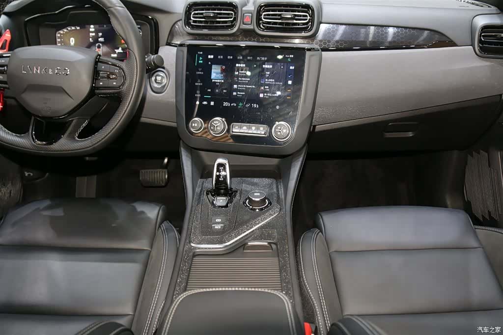 Lynk & Co 02, 2022 14