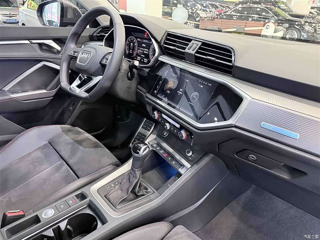 Audi Q3, 2022 17