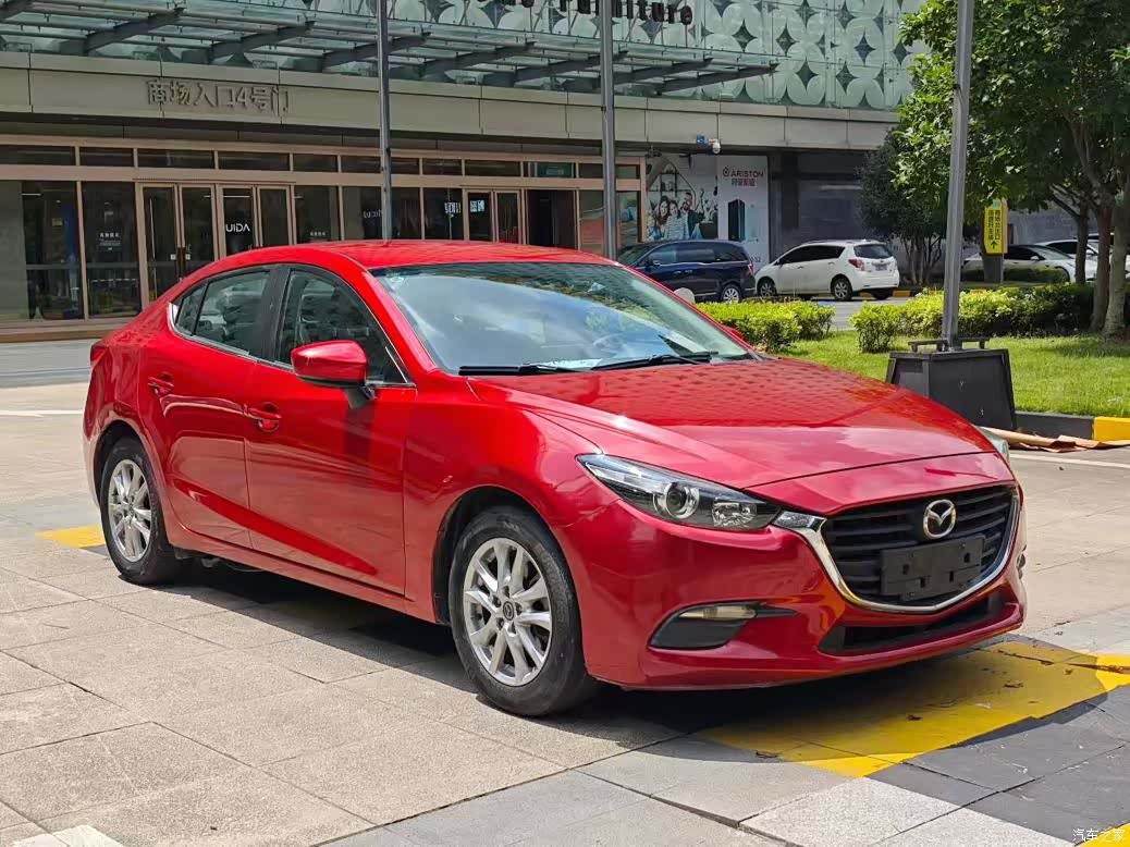 Mazda Mazda3, 2018 2