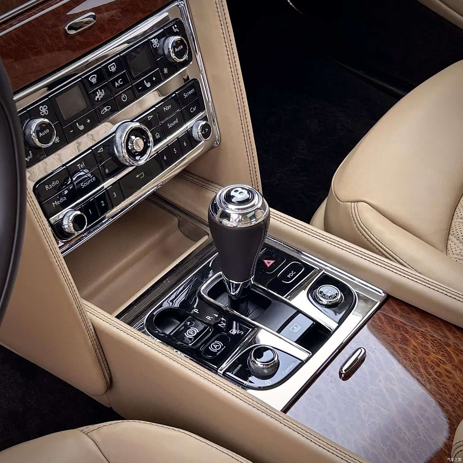 Bentley Mulsanne, 2018 7