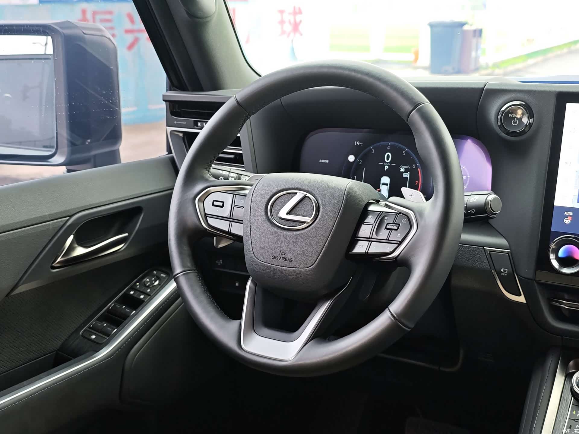 Lexus GX, 2024 21